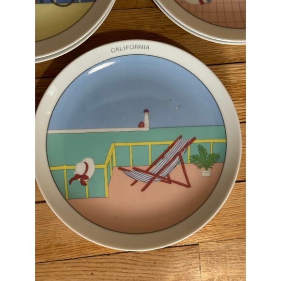 Vintage 1980s/90s Unique Set of 7 California Ocean Scene Dessert Salad Plates - Picture 5 of 8